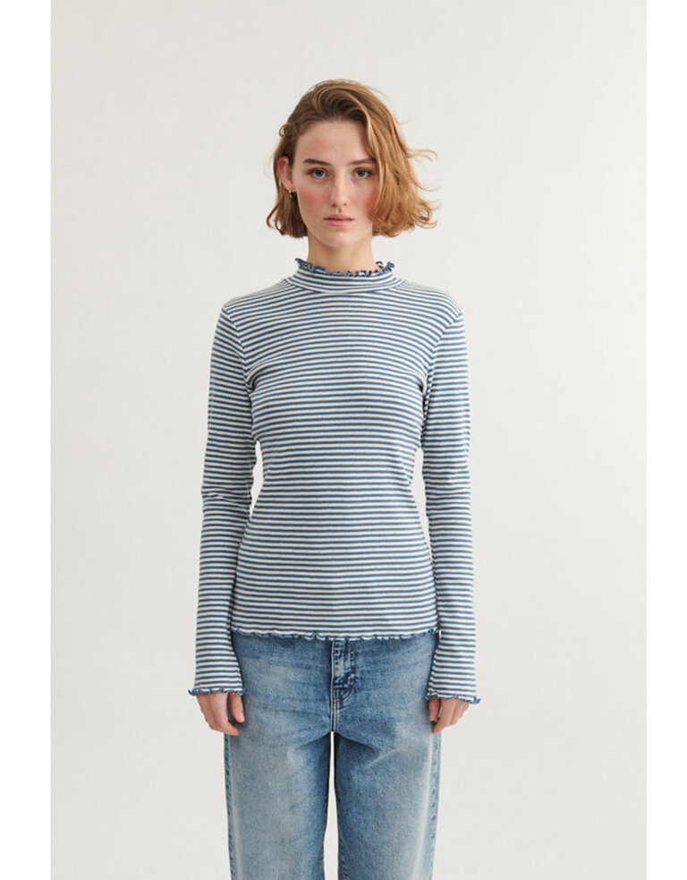 Basic Apparel Silma High Neck