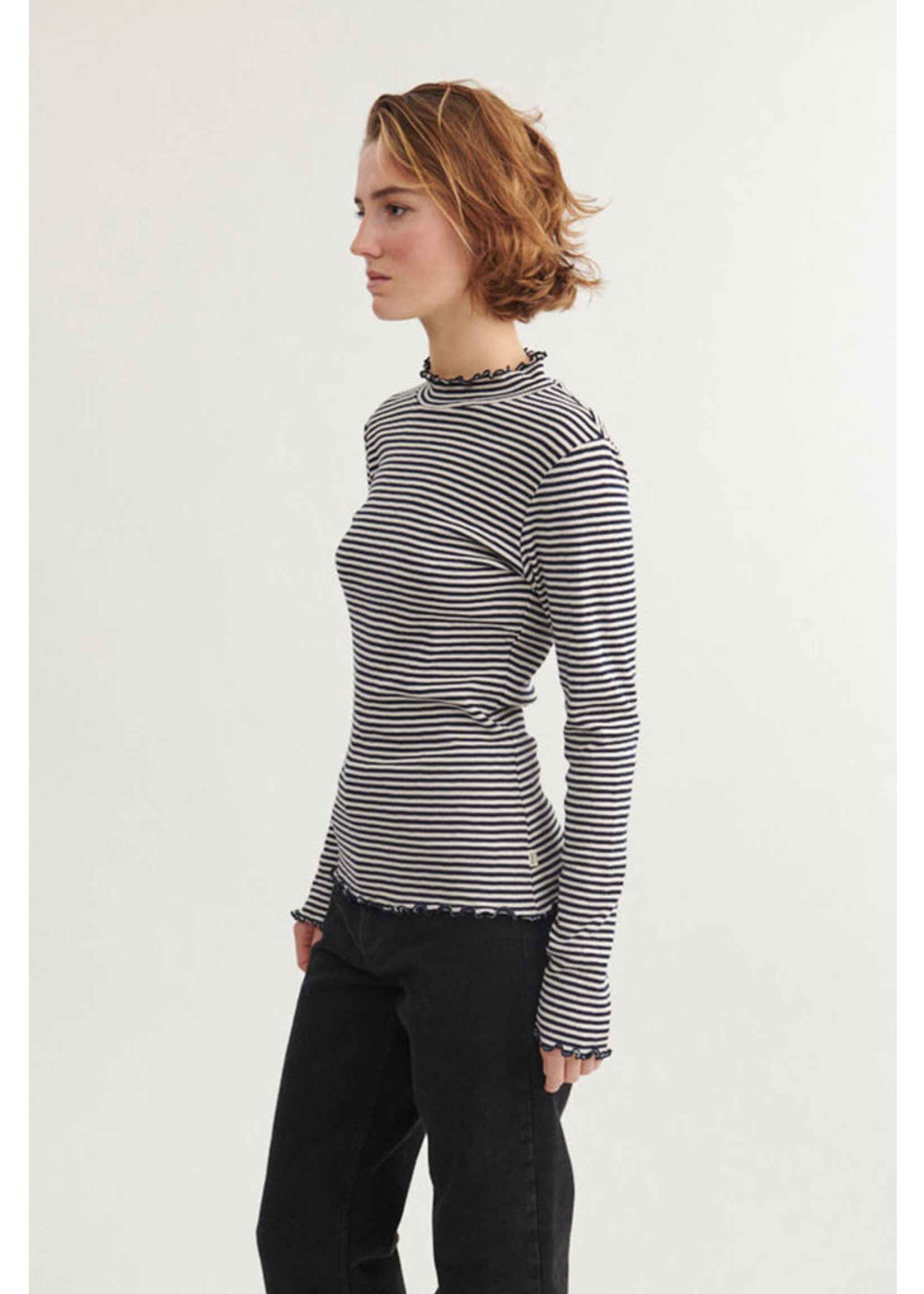 Basic Apparel Silma High Neck