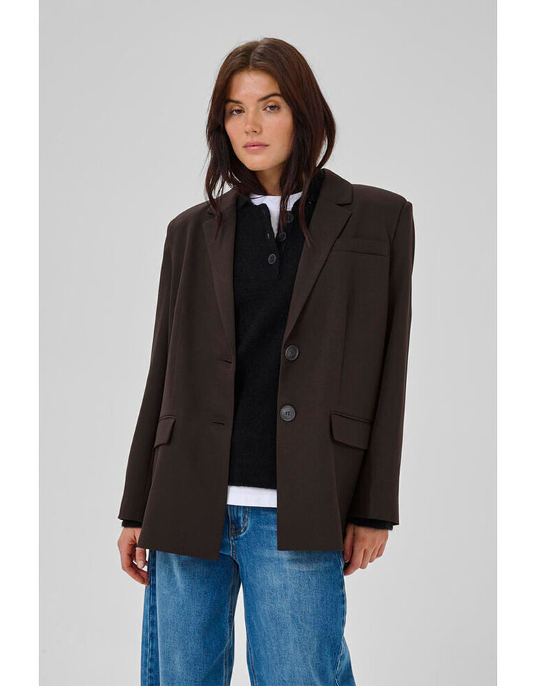 My Essential Wardrobe Disa Emmy Blazer