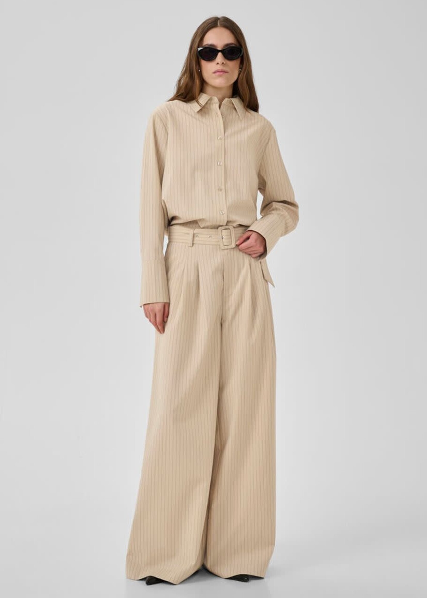 My Essential Wardrobe Vitta High Wide Pants