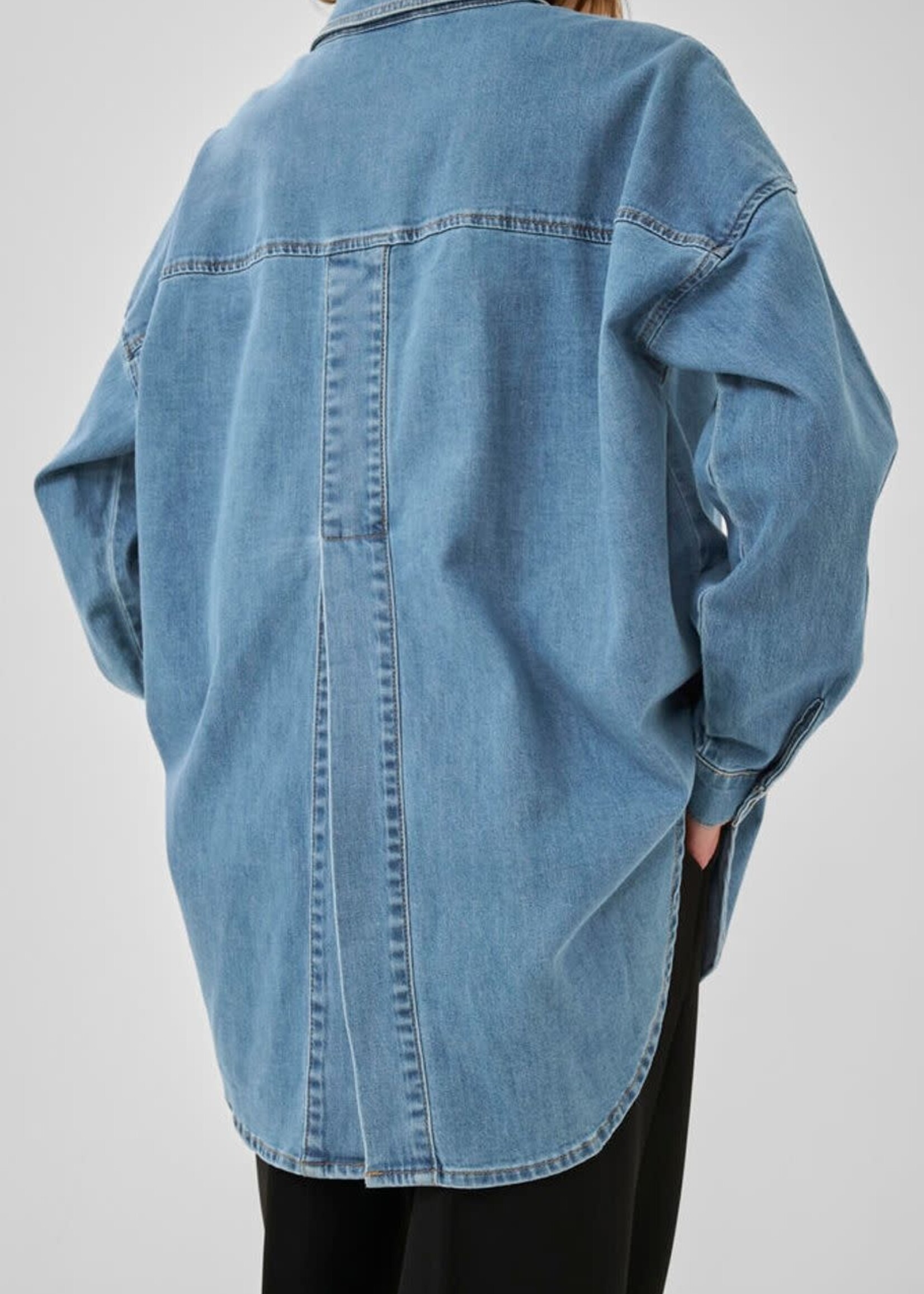 My Essential Wardrobe Sunna 115 Boxy Shirt