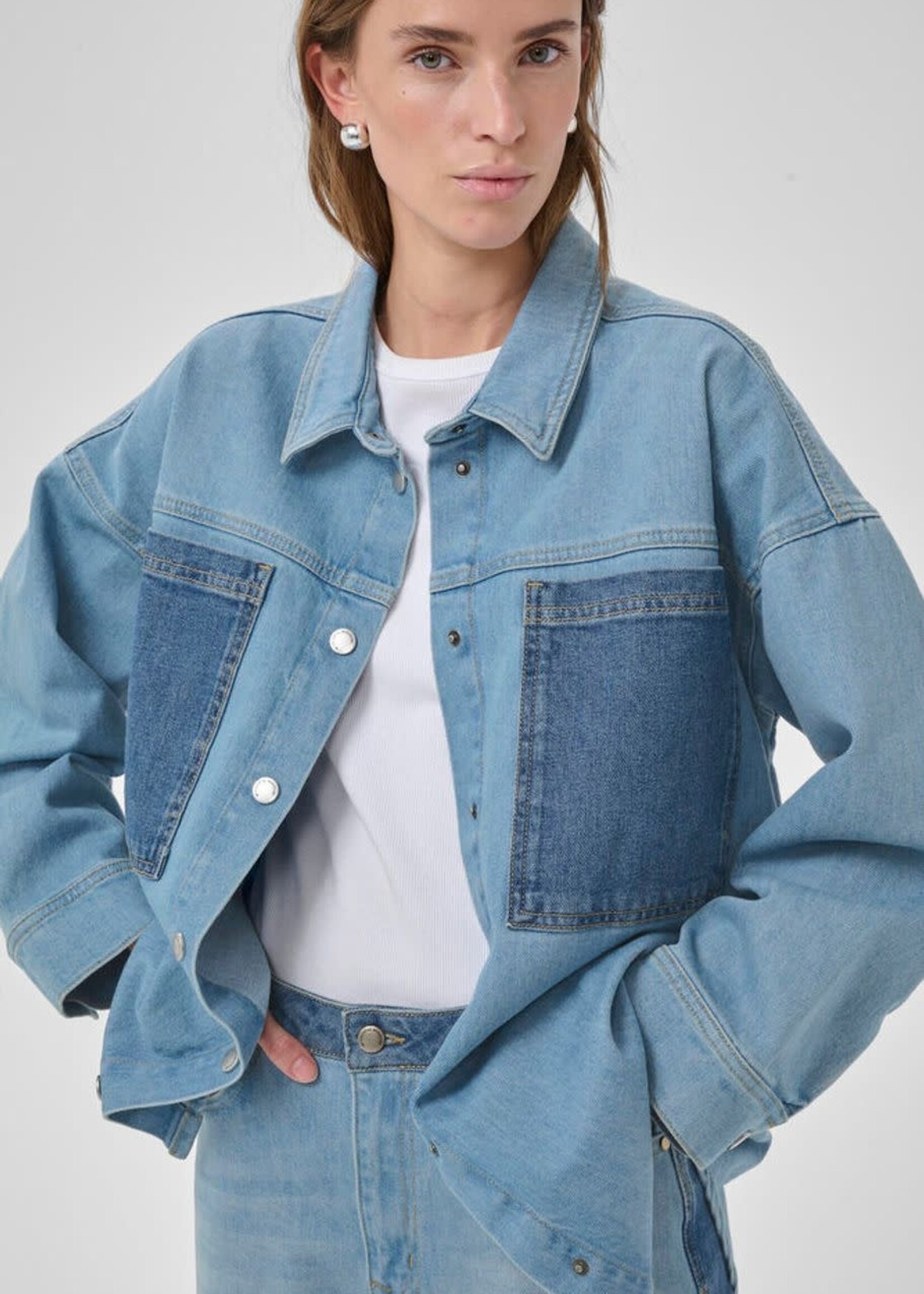 My Essential Wardrobe Mazie 139 Boxy Mix Shirt