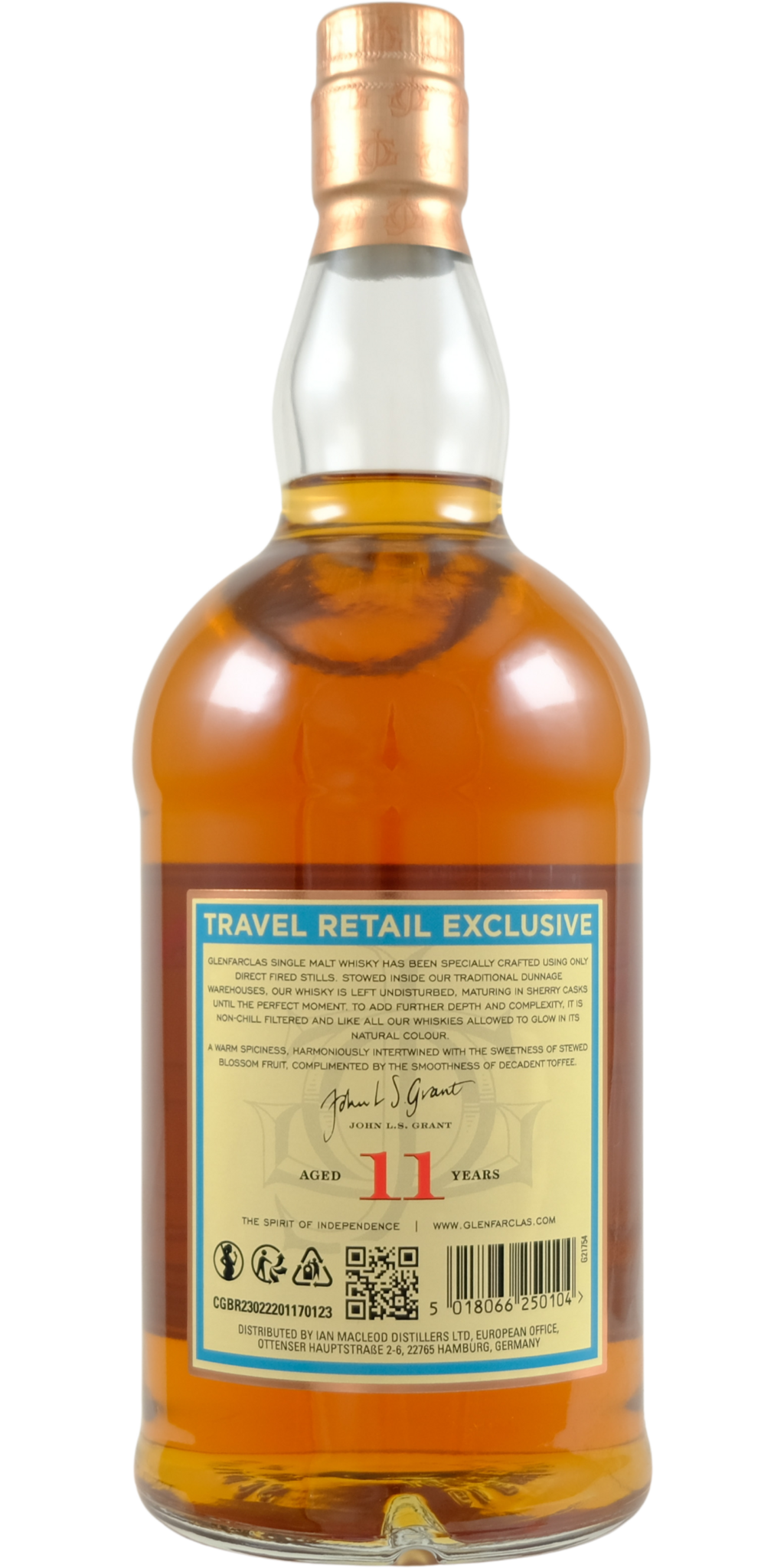 Glenfarclas 11-year-old Travel Retail - buy online | Whiskybase Shop