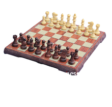 Magnetisches Schachspiel - Kunststoff mit Holzoptik - Faltbar mit Verschluss - 45mm King