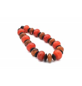 Necklace with large beads