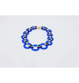 Necklace with blue links