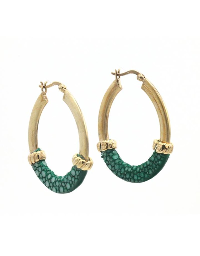 Barong Barong Earrings gold with stingray skin Green