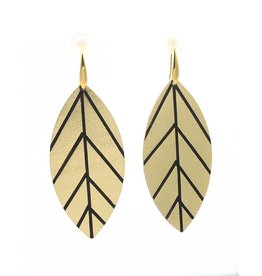 Leather Trinkets Earrings leather leaf Gold/Black