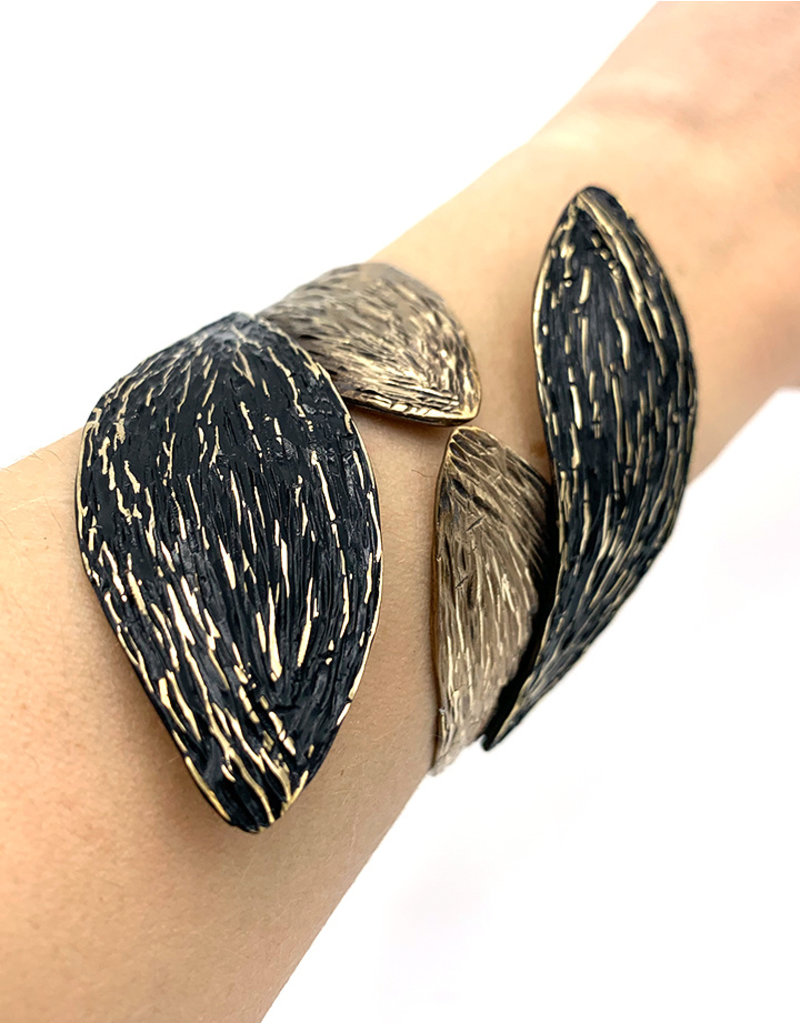 Tina Kotsoni Armband vast blaadjes zilver/zwart