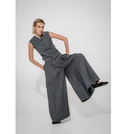 JL Company Coco pleated viscose pants