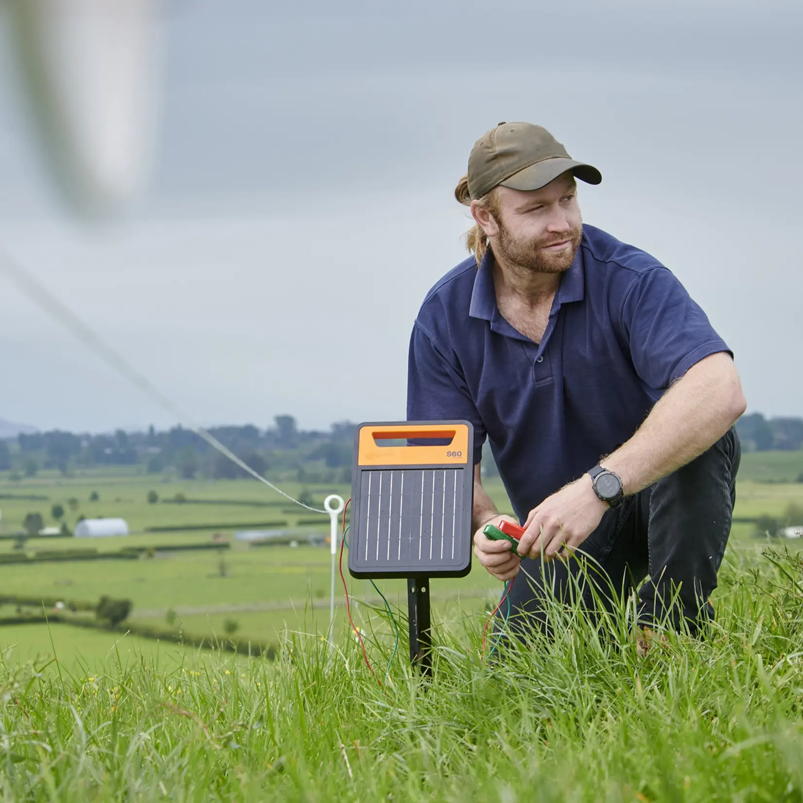 Gallagher Gallagher Solar-hegnapparat S60Li med lithium-batteri