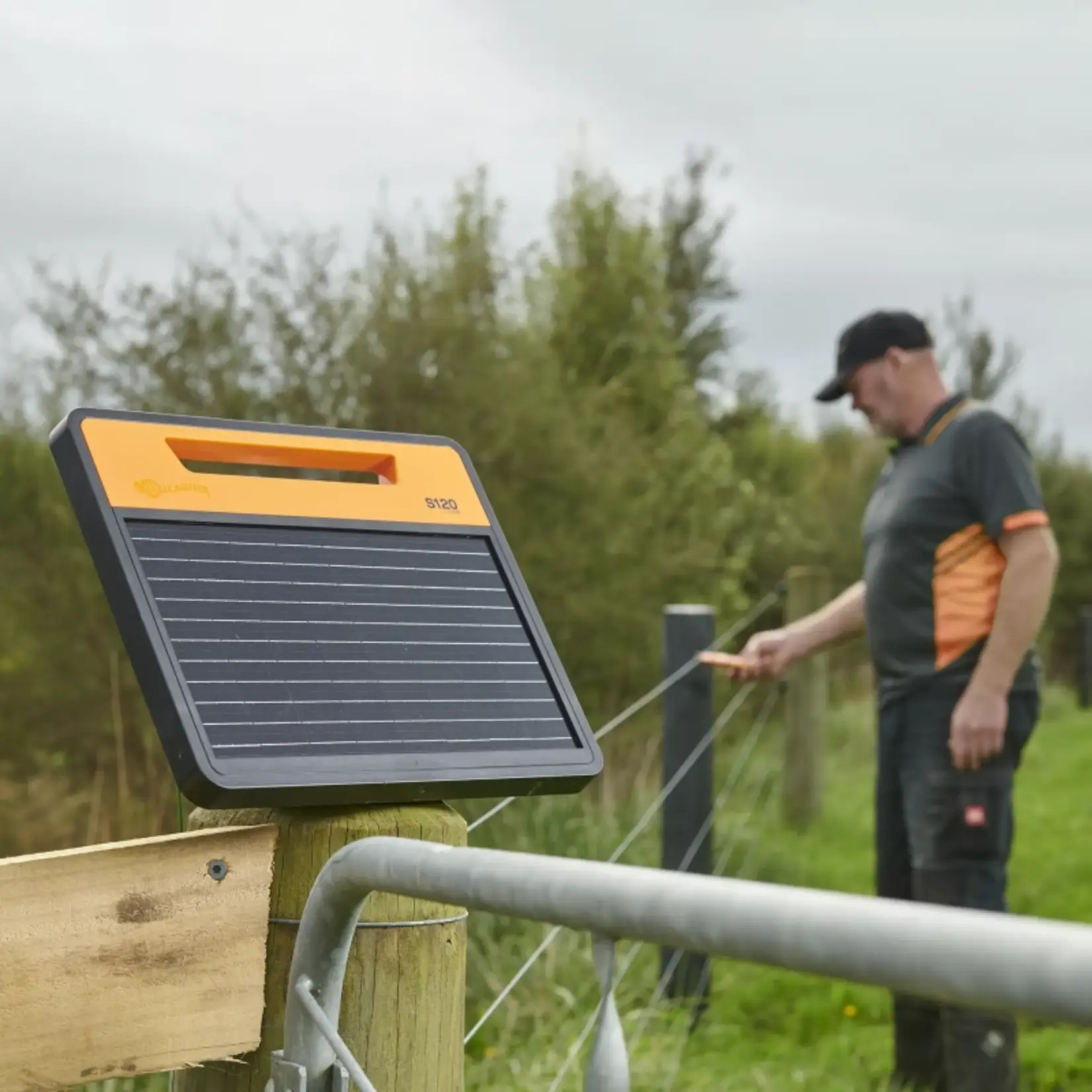 Gallagher S120li Solcelle spændingsgiver med batteri (1,2J - Solcelle)