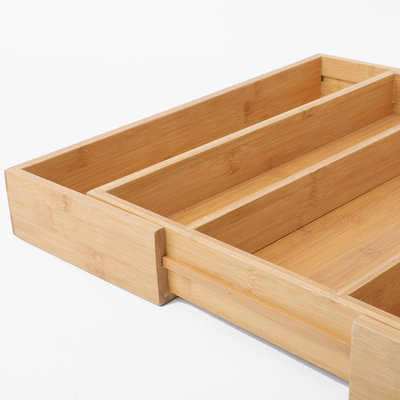 Decopatent Uitschuifbare bestekbak voor keukenla – 3 Vaks -> Uitschuifbaar naar 5 Vaks - Bestek organizer van hoogwaardig bamboe hout – Bestekcassette uitschuifbaar - 55 x 46 x 6.5 Cm. - Decopatent®