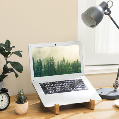 Decopatent Laptop standaard van Bamboe hout - Houten laptopstandaard - Ergonomische werkplek voor Laptops en Tablets - Notebook - Laptop verhoger / verhoging voor bureau - Decopatent®