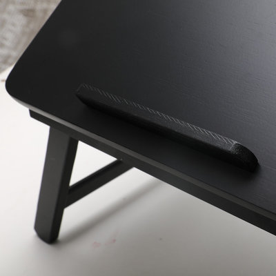 Decopatent Laptoptafel voor op Bank of bed van bamboe hout - Met Telefoon & Tablet houder - Hoogte verstelbaar, kantelbaar & Inklapbaar - Bedtafel / Banktafel voor laptop, boek, tablet - Ontbijt op bed tafel - Kleur: ZWART - Decopatent®