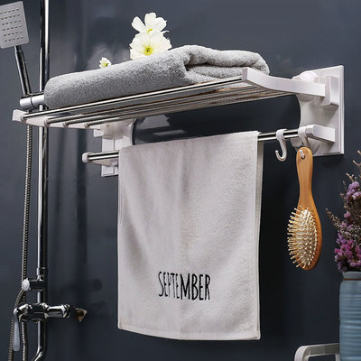 Decopatent Zelfklevend Opklapbaar Handdoekenrek Legplank, Hang stang en 2 Ophang Haken - Muur / Wand Bevestiging met Zuignappen - Handoekhouder Badkamer - Inklapbaar Wand Handdoeken rek - Handdoek rek - Handoekstang - Zonder Boren & Schroeven - Decopatent®