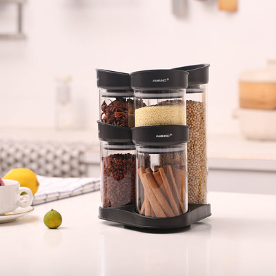 Decopatent 5-Delige Voorraadpotten SET van glas Met Plastic Deksel met Carrousel - 360 Graden draaibaar - Verschillende maten Luchtdichte glazen Voorraadpotten - Voorraad potten in houder - Voorraadbussen Set - Voorraadblikken pasta suiker snoep - Decopatent®