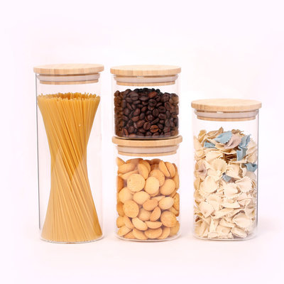 Decopatent 4-Delige Voorraadpotten SET van glas Met Deksel - Verschillende maten Luchtdichte glazen Voorraadpotten met Bamboe deksel - Voorraad potten Stapelbaar - Voorraadbussen Set van 4 Stuks - Voorraadblik of snoeppot of suikerpot - Glazen pot - Decopatent®