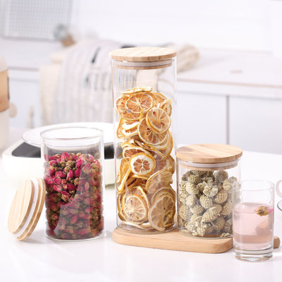 Decopatent 4-Delige Voorraadpotten SET van glas Met Deksel - Verschillende maten Luchtdichte glazen Voorraadpotten met Bamboe deksel - Voorraad potten Stapelbaar - Voorraadbussen Set van 4 Stuks - Voorraadblik of snoeppot of suikerpot - Glazen pot - Decopatent®