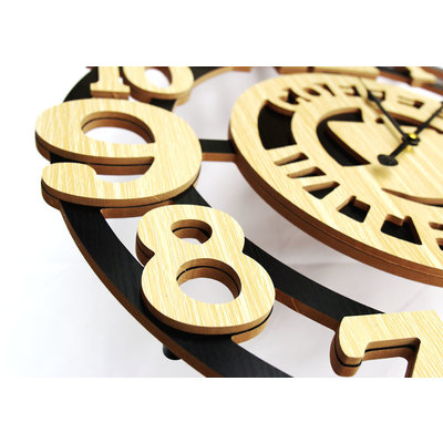 Decopatent XL Grote 60 Cm. Ronde Houten Wandklok Coffee with Love - Keuken Wand Klok met Tekst Modern / Retro / Vintage - Wandklok Koffie met Liefde - Wandklokken Rond - Keukenklok - Muurklok Wand Klok - Hout / Zwart - Afm. 60 x 60 Cm - Decopatent® 