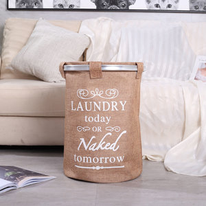 Decopatent Ronde Wasmand met Tekst LAUNDRY TODAY OR NAKED TOMORROW voor al uw vieze was - Inhoud 50 Liter - Badkamer wasmand Rond afsluitbaar - Waszak - Wasmanden in verschillende kleuren - Kleur: LICHT BEIGE - Decopatent®