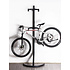 Decopatent Sterk Staand Fietsenrek om 2 fietsen op te hangen - Eenvoudig Compact Ophangen van 2 fietsen boven elkaar - Fiets ophangsysteem - Fiets Display Standaard Rek - Voor Racefiets MTB Mountainbike Electrische fietsen - Hoogte: 220 Cm. - Decopatent®