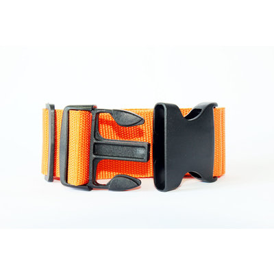 Decopatent Universele stevige Kofferriem voor uw Koffer - Bagageriem - Kofferband - Kofferspanband - Luggage Belt koffer riem - Luggage Strap voor Koffers / Handbagage / Briefkoffers etc. - Lengte verstelbaar tot 180 cm - Kleur: Oranje - Decopatent®