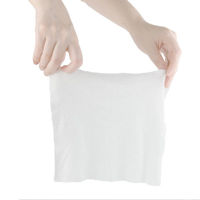 Decopatent 20 STUKS Reis Handdoeken voor op Reis / Onderweg of Vakantie - Compressed Towels - gecomprimeerde doekjes - Travel Towel / Handdoek - Hygiene doekjes in TABLET VORM Met water veranderd dit tablet in een doekje - Decopatent®