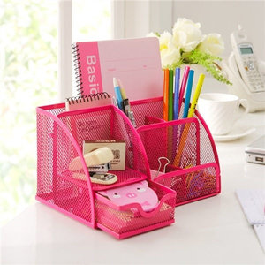 Decopatent Pennenbak met 6 vakken en 1 schuiflade voor pennen, potloden, notitieblok / post it en paperclips etc  - Mesh bureau organizer - pennenbakje van metaal / gaas - pennenhouder - bureau organizer Kleur: Roze – Decopatent®