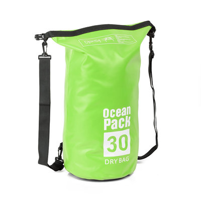 Decopatent Waterdichte Tas Ocean Pack 30L - Waterproof Dry Bag Sack - Schoudertas Droogtas 100% Waterdicht - Survival Outdoor Drybag Rugzak - Survival Bag plunjezak - Outdoor Tas - Reistas - Boottas - Zeiltas - Drybags 30 Liter - Kleur: GROEN - Decopatent®