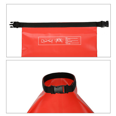 Decopatent Waterdichte Tas Ocean Pack 20L - Waterproof Dry Bag Sack - Schoudertas Droogtas 100% Waterdicht - Survival Outdoor Drybag Rugzak - Survival Bag plunjezak - Outdoor Tas - Reistas - Boottas - Zeiltas - Drybags 20 Liter - Kleur: ROOD - Decopatent®