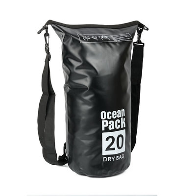 Decopatent Waterdichte Tas Ocean Pack 20L - Waterproof Dry Bag Sack - Schoudertas Droogtas 100% Waterdicht - Survival Outdoor Drybag Rugzak - Survival Bag plunjezak - Outdoor Tas - Reistas - Boottas - Zeiltas - Drybags 20 Liter - Kleur: ZWART - Decopatent®