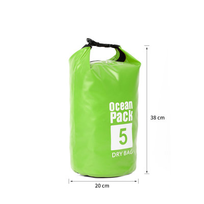 Decopatent Waterdichte Tas Ocean Pack 5L - Waterproof Dry Bag Sack - Schoudertas Droogtas 100% Waterdicht - Survival Outdoor Drybag Rugzak - Survival Bag plunjezak - Outdoor Tas - Reistas - Boottas - Zeiltas - Drybags 5 Liter - Kleur: GROEN - Decopatent®