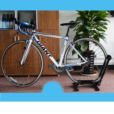 Decopatent Fietsenrek Voor of Achterwiel - Fietsen Rek Racefiets, Mountainbike, Mtb etc - Fietshouder - Achterwiel Standaard / Voorwiel Standaard - Bike stand - fietsstandaard fietsen 24" 26" 27,5" inch en 700C - Opvouwbaar - Zwart - Decopatent®