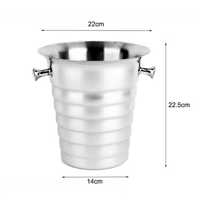 Decopatent Decopatent® RVS ijsemmer - Champagne ijs emmer met handvat - Champagnekoeler - Drankemmer - Wijnkoeler - 26x22x22.5 Cm - Zilver