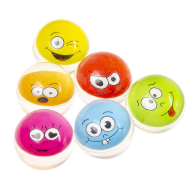 Decopatent Decopatent® Uitdeelcadeaus 50 STUKS Vrolijke Smiley Stuiterballen Ø3.2 Cm - Traktatie Uitdeelcadeautjes voor kinderen - Speelgoed