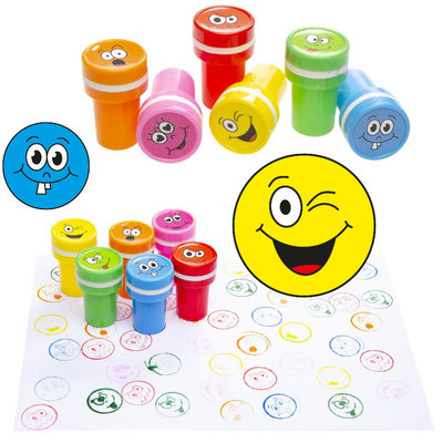 Decopatent Decopatent® Uitdeelcadeaus 60 STUKS Vrolijke Smiley Stempels - Traktatie Uitdeelcadeautjes voor kinderen - Speelgoed Traktaties