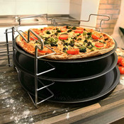 Decopatent Decopatent® Pizza Bak Set 4-Delig - 3x Pizzaplaten met 1 Pizzarek - Voor in Oven -  Pizza bakplaat rond 31 Cm - 3 Stuks Pizzaplaat + Oven Standaard