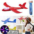 Decopatent Decopatent® XXL Foam LED vliegtuig - Groot zweefvliegtuig met Verlichting - Buitenspeelgoed - Werpvliegtuig - Fighter Gliders - Kinder vliegtuig Schuim - Mix Kleuren