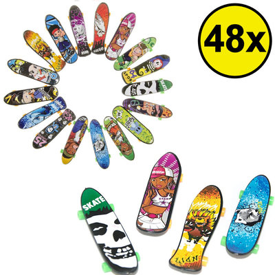 Decopatent Decopatent® 48 STUKS Vinger Skateboard - Fingerboard - Mini Skateboard - Speelgoed Finger Board - Traktatie - Kado voor Jongens & Meisjes - Uitdeelcadeautjes