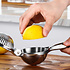 Decopatent Decopatent® Citroen / Limoenknijper - Citroenpers handmatig - Citruspers - Citrus pers - Fruitpers - Handmatige Lemon clamp - Limoenpers - Handpers - RVS