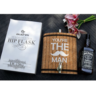 Decopatent Decopatent® XXL Platvink Drankdispenser met kraantje - Drankflacon alcohol dispenser - Limonadetap - Tafeltap - Biertap - Met Tekst: You're The Man