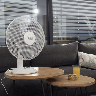 BLACK+DECKER BLACK+DECKER Tafelventilator - BXEFD42E - Zwenkfunctie - 3 Snelheden - Ventilator - Tafel ventilator - Kleur: Wit