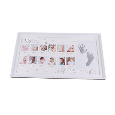 Decopatent Decopatent - Kinderfotolijst voor Voet en Hand Afdruk 1 tm 12 Maanden - Kinder Baby Fotolijst Eerste Jaar - My First Year Babyshower - Kraam Cadeau - Inclusief Inkt Stempel - 38 x 20 Cm - Wit