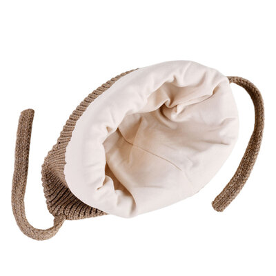 Decopatent Decopatent - Muts Kind - Kinder muts met pompon - M Embleem - 6 Maanden  t/m 6 jaar - Maat 48/52 - Kindermutsen Jongens & Meisjes - Gebreide Muts met Binnenvoering - Muts Baby / Peuter / Kleuter - Wintermuts - Kleur: Licht Bruin