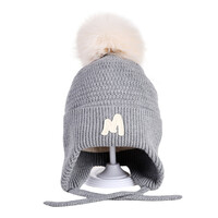 Decopatent Decopatent - Muts Kind - Kinder muts met pompon - M Embleem - 6 Maanden  t/m 6 jaar - Maat 48/52 - Kindermutsen Jongens & Meisjes - Gebreide Muts met Binnenvoering - Muts Baby / Peuter / Kleuter - Wintermuts - Kleur: Grijs