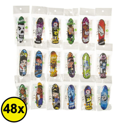 Decopatent 48 STUKS Vinger Skateboard - Fingerboard - Mini Skateboard - Speelgoed Finger Board - Uitdeelcadeaus - Traktatie Uitdeelcadeautjes voor kinderen - Grabbelton - School - Kinderfeestje - Klein Speelgoed Trakteren - Traktaties Cadeautjes