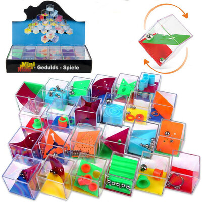Decopatent 24 STUKS Geduldspelletjes Kubus - Uitdeelcadeaus - Traktatie Uitdeelcadeautjes voor kinderen - Grabbelton - School - Kinderfeestje - Klein Speelgoed Trakteren - Grabbelton Traktaties Cadeautjes