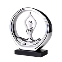 Decopatent Decopatent - Yoga Beeld Vrouw - Sculptuur Yoga dame - Woman Woondecoratie - Yoga meditatie houding - Decoratie beeld Rond - Afm. 26x8.8.x27 Cm - Kleur: Zilver