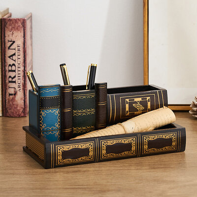 Decopatent Decopatent - Vintage Houten Pennenbak - Pennenhouder - Desk - Bureau organizer met 4 vakken - Hout - Pennenbakjes -Vintage Boeken Design - Afm: 24x12x11.5 Cm.